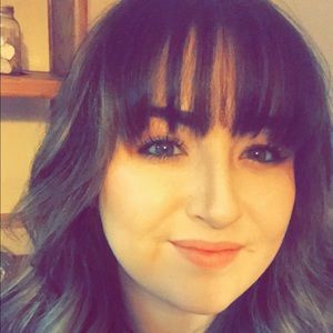 Meet your Posher, Casey